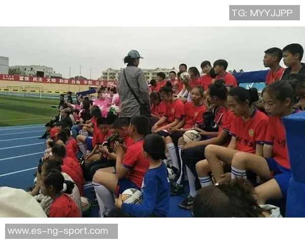 如何在语塞状态下有效购买足球比赛门票和相关服务